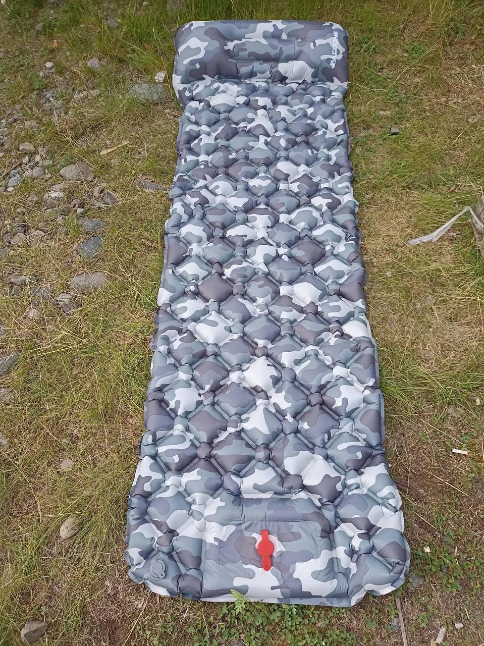 Килимок надувний PACOONE з подушкою та вбудованим насосом Камуфляжний (arw-ztd-5ao) - фото 4 Килимок надувний PACOONE з подушкою та вбудованим насосом Камуфляжний (arw-ztd-5ao) - фото 4