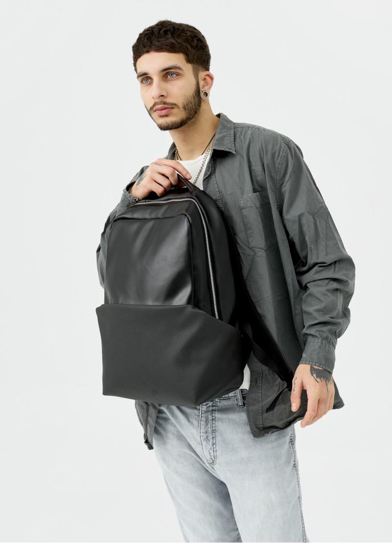 Городской рюкзак мужской Sambag с отделением под ноутбук с перфорацией Черный (4430311544)