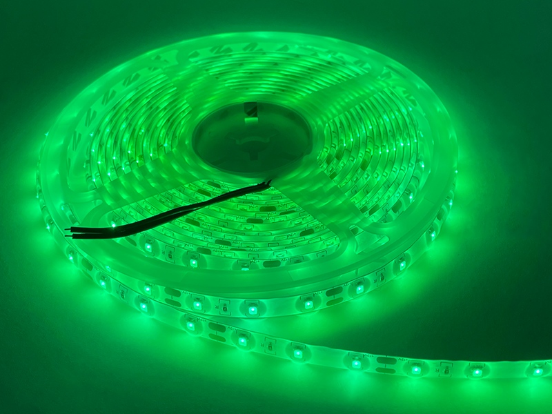 Світлодіодна стрічка MTK 3528 60 LED 8 мм 12 В IP65 Зелений (7545)