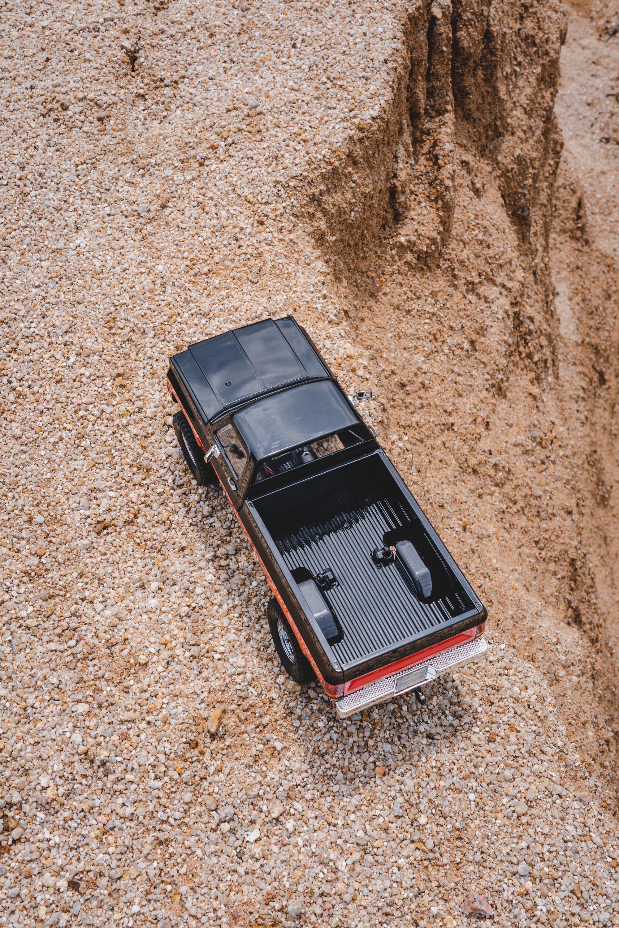 Машинка на радиоуправлении FMS 1:18 Chevrolet K10 RTR Черный - фото 16 Машинка на радиоуправлении FMS 1:18 Chevrolet K10 RTR Черный - фото 16