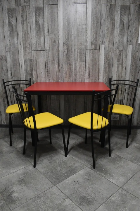 Кухонний комплект стіл та стільці 4 шт. Софія в чорному каркасі 60х100х75 см Червоний/Жовтий (28373759)