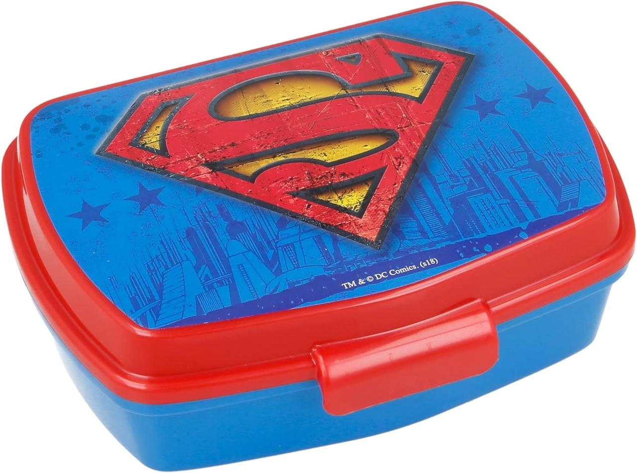 Ланч-бокс для детей Stor Superman с застежкой-клипсой 17x14x5,6 см Красный с синим (28398806) Ланч-бокс для детей Stor Superman с застежкой-клипсой 17x14x5,6 см Красный с синим (28398806)