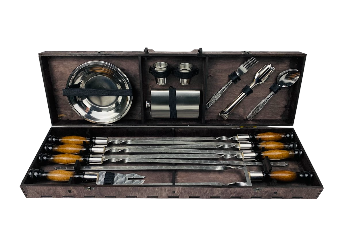 Набор шампуров подарочный Вуд в кейсе из фанеры на 34 предмета (106-10-NB-3008)