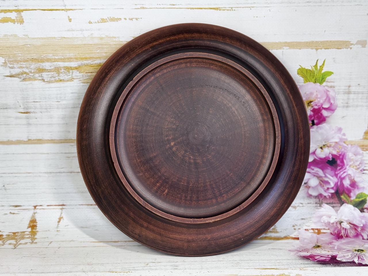 Тарілка керамічна Color з червоної глини 25 см Блакитна (1585300654) - фото 2 Тарілка керамічна Color з червоної глини 25 см Блакитна (1585300654) - фото 2