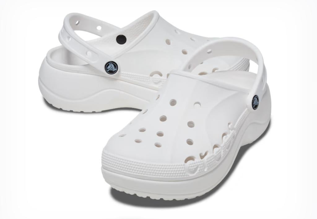 Сабо женские Crocs Baya Platform Clog M5W7 р. 37 24 см White (208186)