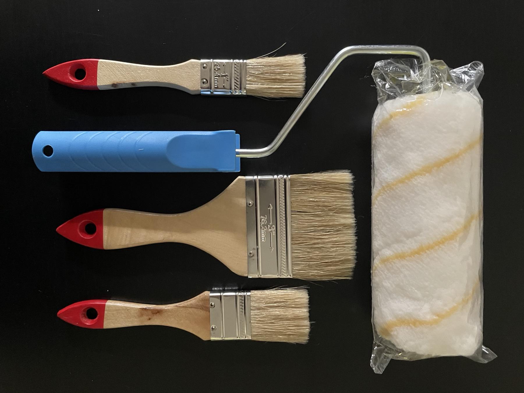 Пензлі малярні комплект № 1 3 шт. 1" 25,4 мм/1,5" 38,1 мм/3" 76,2 мм з валиком з ручкою 150х40х6 мм (26675252) - фото 2 Пензлі малярні комплект № 1 3 шт. 1" 25,4 мм/1,5" 38,1 мм/3" 76,2 мм з валиком з ручкою 150х40х6 мм (26675252) - фото 2