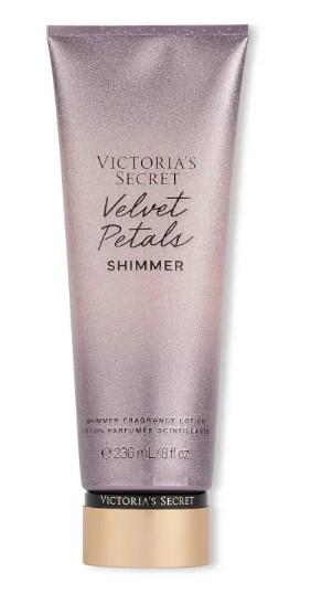 Лосьон для тела парфюмированный Victoria's Secret Velvet Petals Shimmer Body Lotion 236 мл Лосьон для тела парфюмированный Victoria's Secret Velvet Petals Shimmer Body Lotion 236 мл