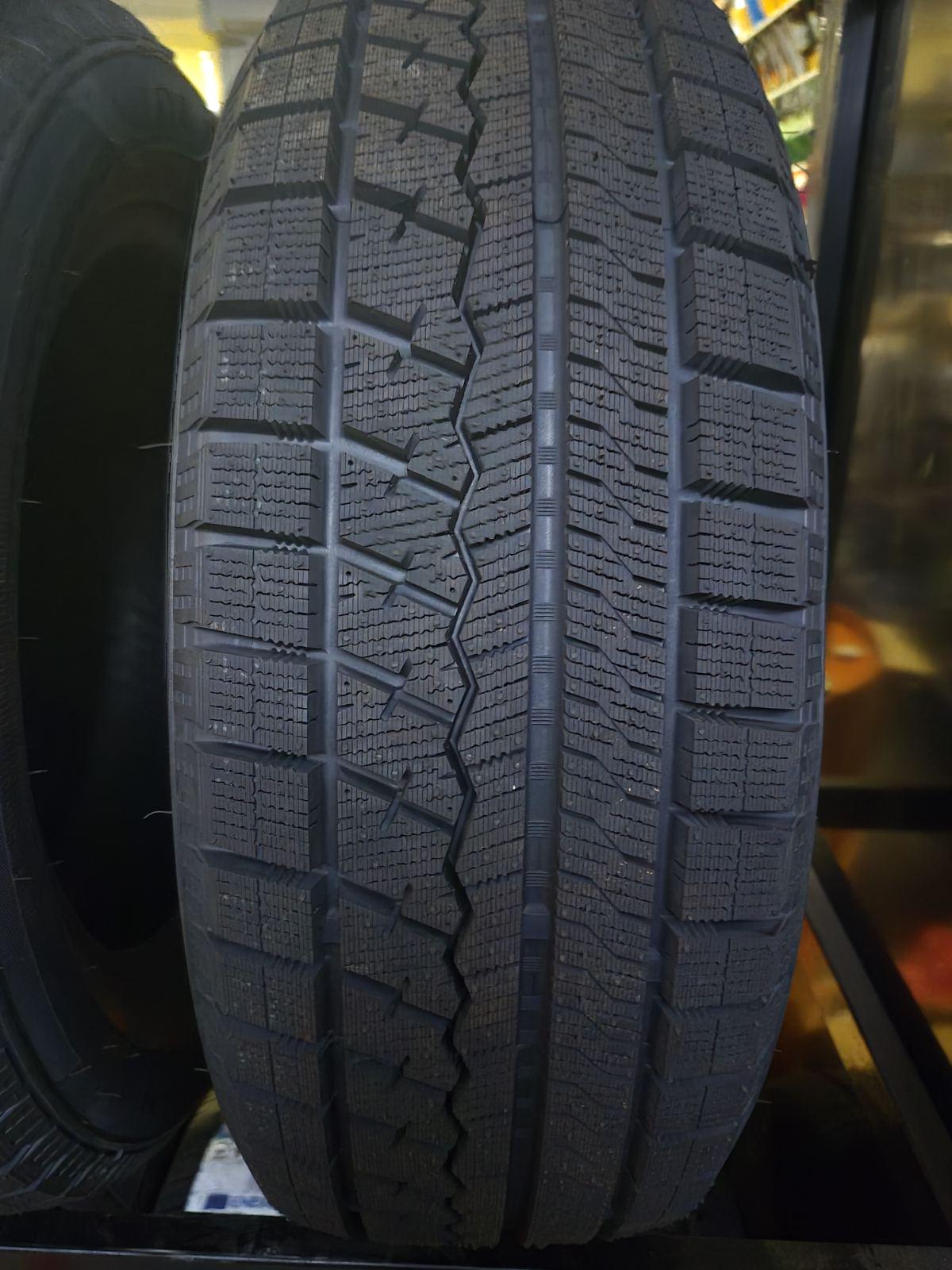 Автошина SAILUN ICE BLAZER Arctic 185/65 R14 86T зима - фото 4 Автошина SAILUN ICE BLAZER Arctic 185/65 R14 86T зима - фото 4