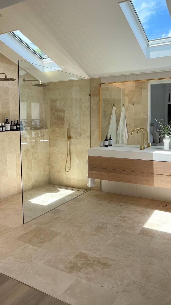 Плитка з травертину Light Кам'яний двір заповнений 40х60х1,2 см (2218) - фото 4 Плитка з травертину Light Кам'яний двір заповнений 40х60х1,2 см (2218) - фото 4