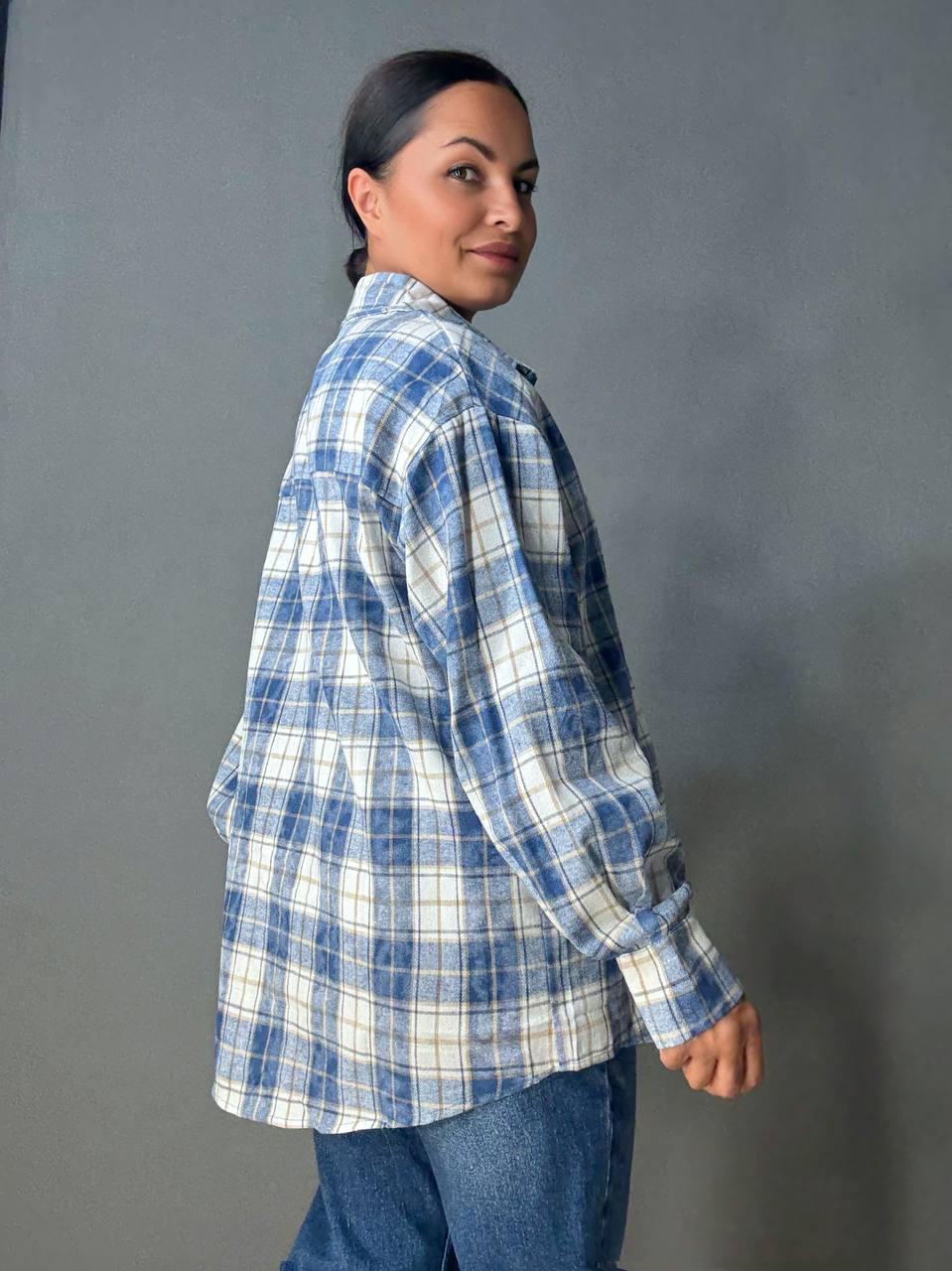 Сорочка жіноча YZY 7765 в клітинку оверсайз широка варена OS Блакитний (4920) - фото 3 Сорочка жіноча YZY 7765 в клітинку оверсайз широка варена OS Блакитний (4920) - фото 3