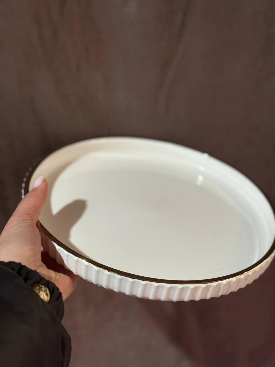 Тарелка сервировочная YIWU LB-1573G фарфоровая на металлической подставке 25 см Белый с золотым (30101769) - фото 5