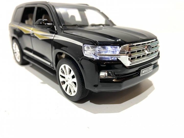 Машинка металлическая TK Union Group Toyota Land Cruiser 1:24 свет/звук Черный (EL 6491)