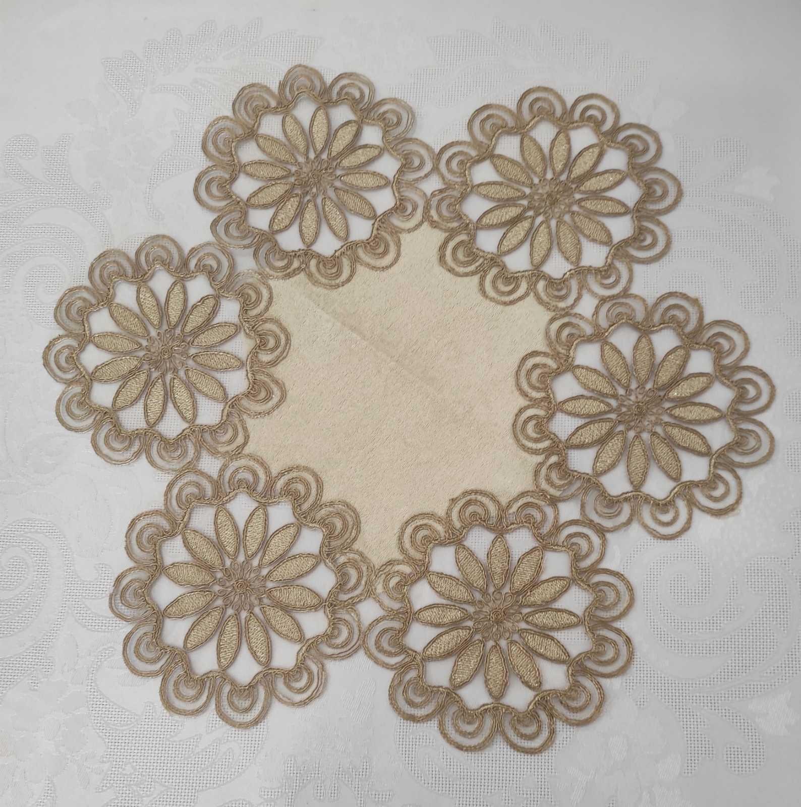 Салфетка велюровая Acme с кружевом 45x45 Sahra Cappicino (CN10812)