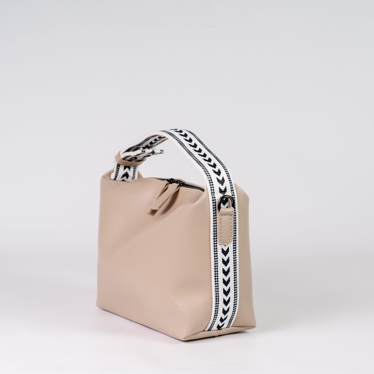 Сумка женская почтальон с длинным ремешком KVITUCHA № 53-24 Бежевый - фото 3