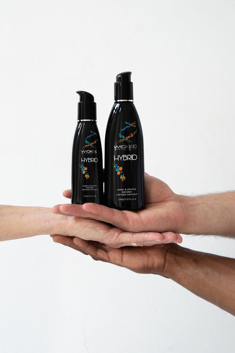 Лубрикант на водной/силиконовой основе WICKED Hybrid 240 мл - фото 2 Лубрикант на водной/силиконовой основе WICKED Hybrid 240 мл - фото 2