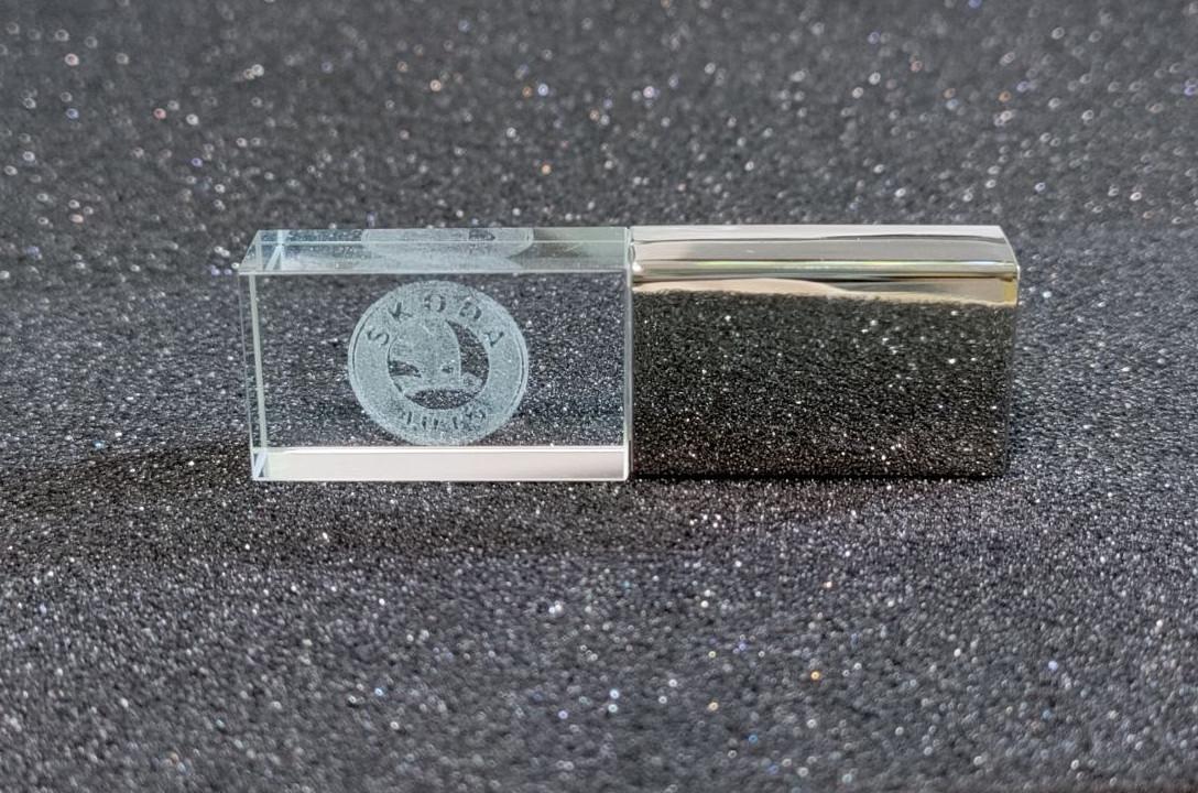 Флешка з логотипом Skoda 32 ГБ (1409375526)