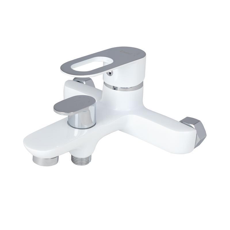 Смеситель для ванны Lidz Latwa 006 белый с душевым гарнитуром LDLAT006WHI45424 White - фото 4 Смеситель для ванны Lidz Latwa 006 белый с душевым гарнитуром LDLAT006WHI45424 White - фото 4