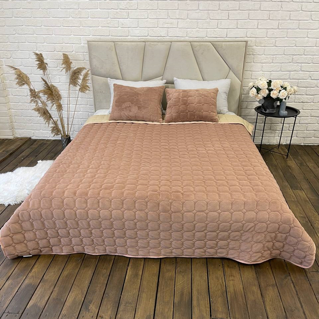 Покривало стьобане з подушками в комплекті 220x240 см Біло-коричневий