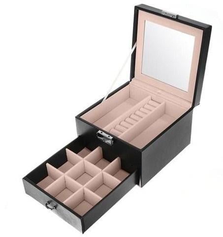 Скринька-органайзер для прикрас із замком та дзеркалом екошкіра Чорний