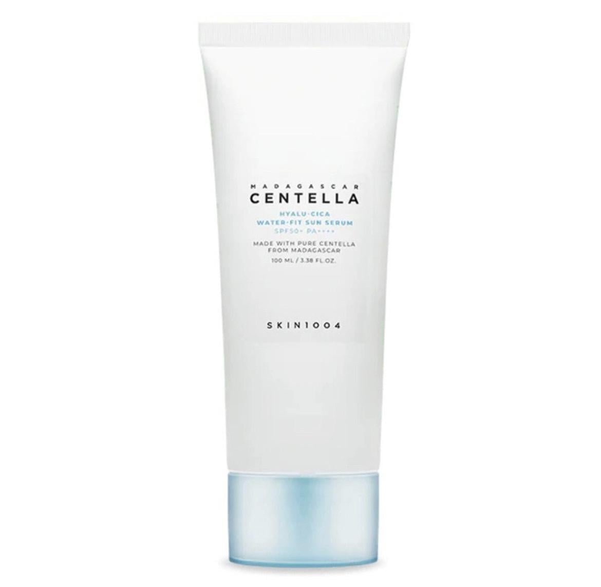 Сыворотка солнцезащитная SKIN1004 Madagascar Centella Hyalu-Cica Water-Fit Sun Serum 100 мл (33553579)