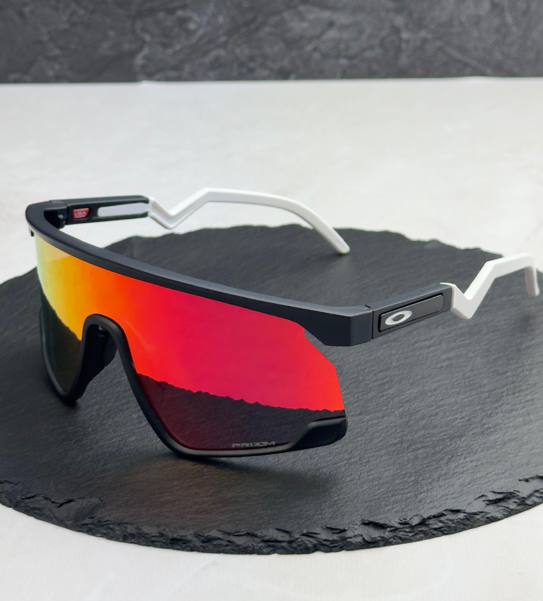 Солнцезащитные очки Oakley BXTR OO9280 с линзой Prizm Ruby спортивный щиток ретро мужские Черный