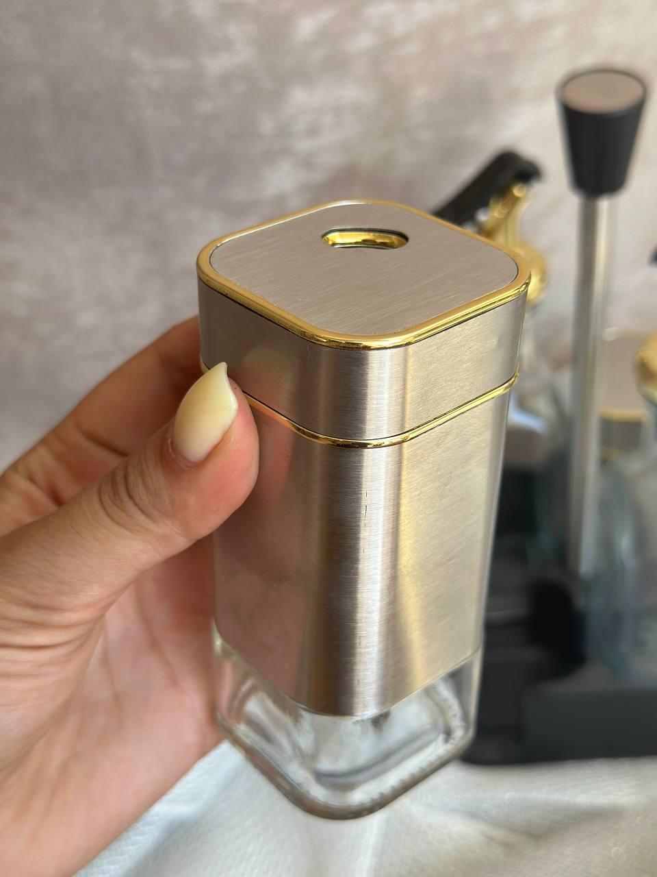 Набір ємностей для спецій TS Kitchen HP531T1007J на підставці 5 пр. Хром/Золотий (20160057) - фото 5 Набір ємностей для спецій TS Kitchen HP531T1007J на підставці 5 пр. Хром/Золотий (20160057) - фото 5