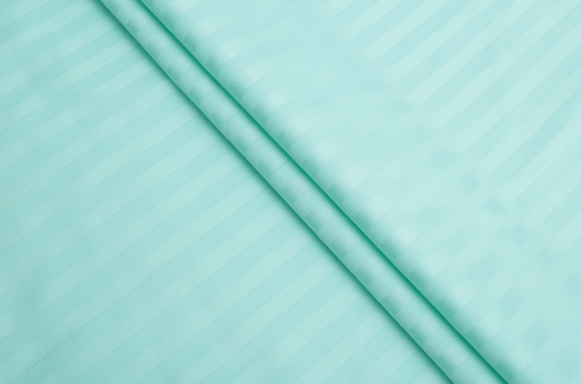 Комплект постельного белья семейный Amore menthol5410 страйп-сатин Мятный (KPB-As-STLux-menthol5410 70x70_) - фото 3 Комплект постельного белья семейный Amore menthol5410 страйп-сатин Мятный (KPB-As-STLux-menthol5410 70x70_) - фото 3