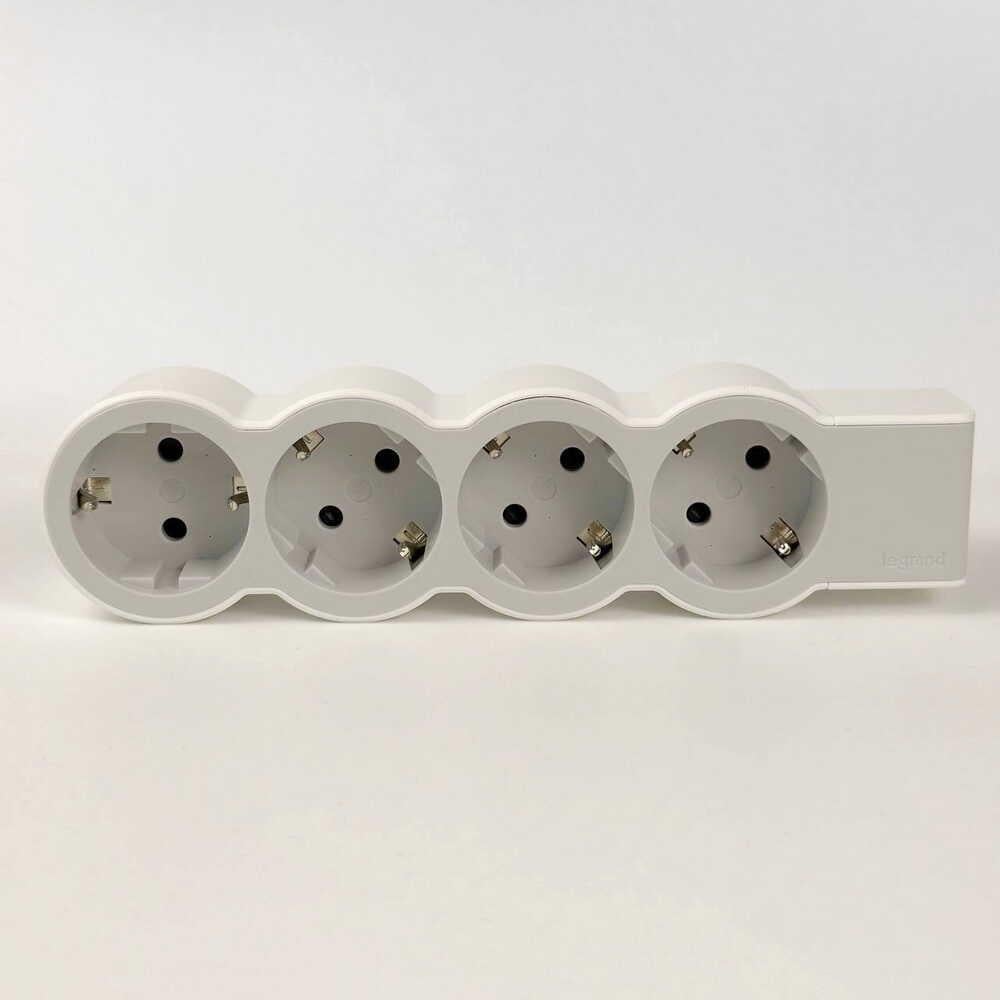 Колодка четверна Legrand Стандарт з заземленням (694575)