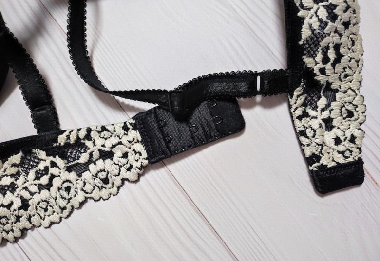 Бюстгальтер Wacoal 168K 80А Черный (168K/80А) - фото 4