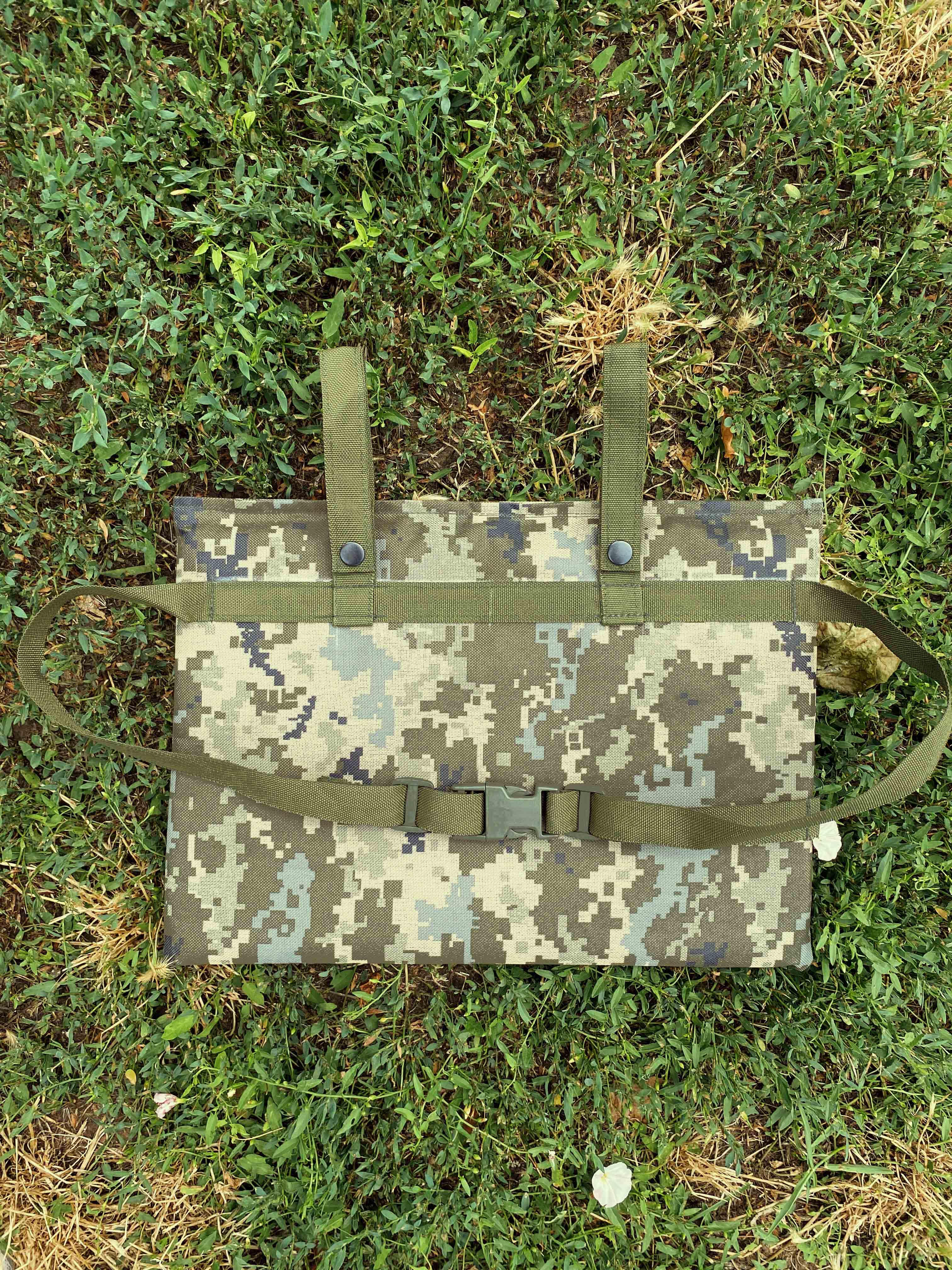 Каремат тактический с креплением на пояс Пиксель (11688802)