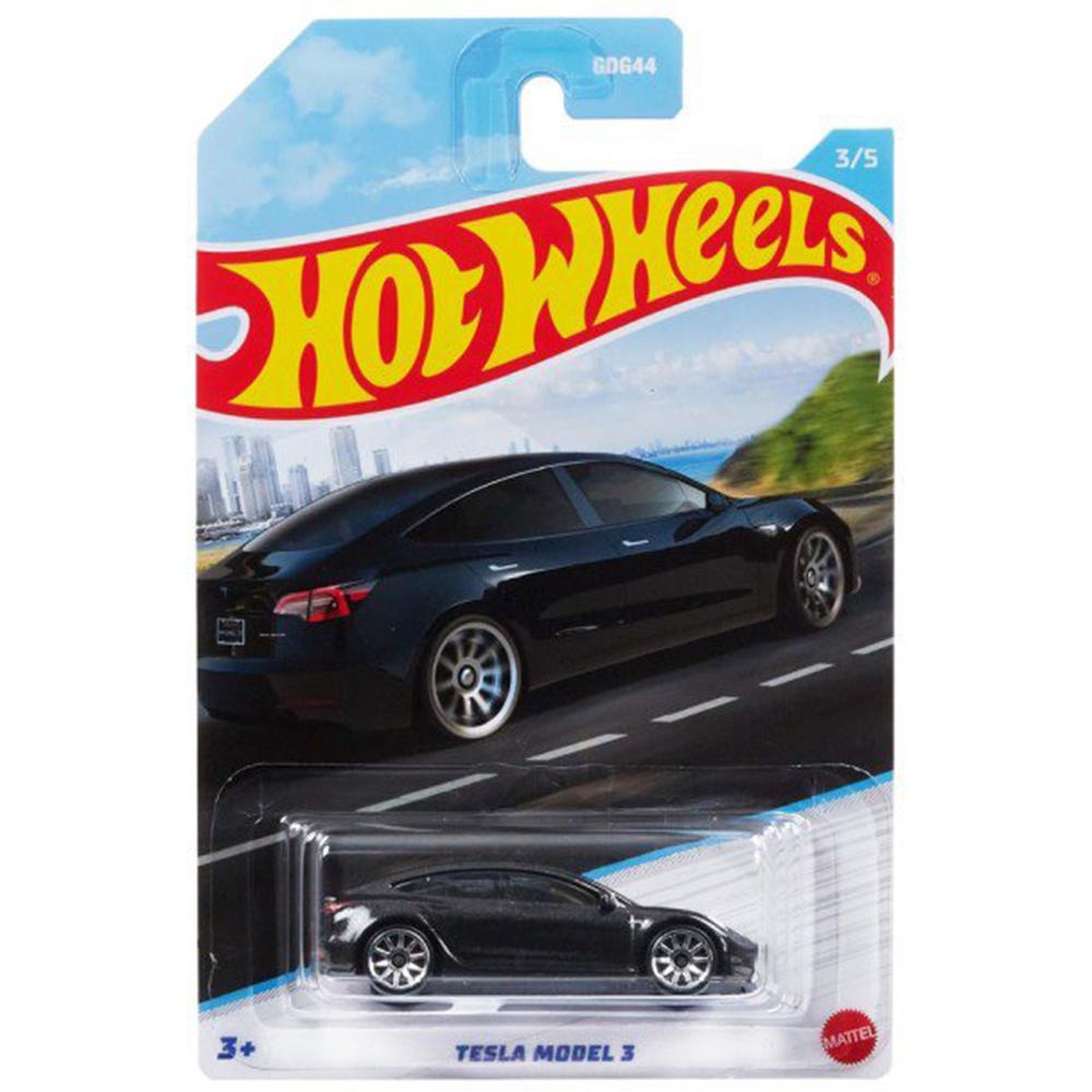 Тематическая машинка Hot Wheels Tesla Model 3 (HFW37-1)