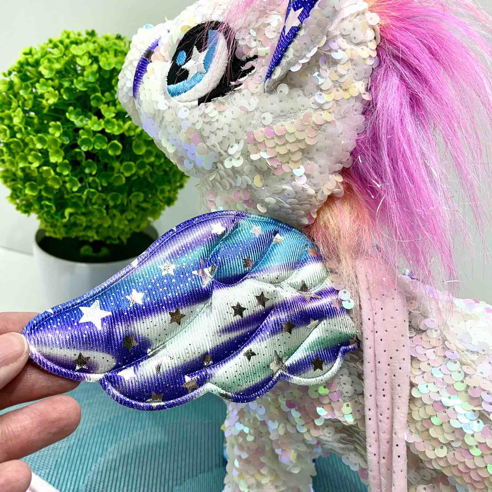 Интерактивная игрушка мягкая Сказочный единорог поводок/звук/свет Белый (M 6203 I UA) - фото 2