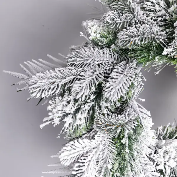 Вінок штучний хвойний Святковий засніжений Зелений/Білий - фото 3 Вінок штучний хвойний Святковий засніжений Зелений/Білий - фото 3