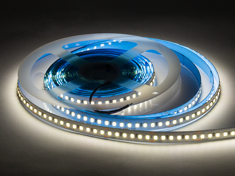 Светодиодная лента LED UA 2835 180 LED 10 мм 24 В 15 Вт/м 22 Лм/LED IP20 Белый нейтральный (7625)