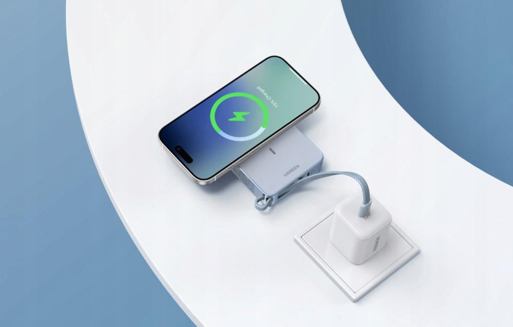 Повербанк магнитный UGREEN PB773 MagFlow 10000 мАч для MagSafe с беспроводной зарядкой и Qi2 25 Вт для iPhone 17 Pro Max/16/15/14 Silver (65958) - фото 5 Повербанк магнитный UGREEN PB773 MagFlow 10000 мАч для MagSafe с беспроводной зарядкой и Qi2 25 Вт для iPhone 17 Pro Max/16/15/14 Silver (65958) - фото 5