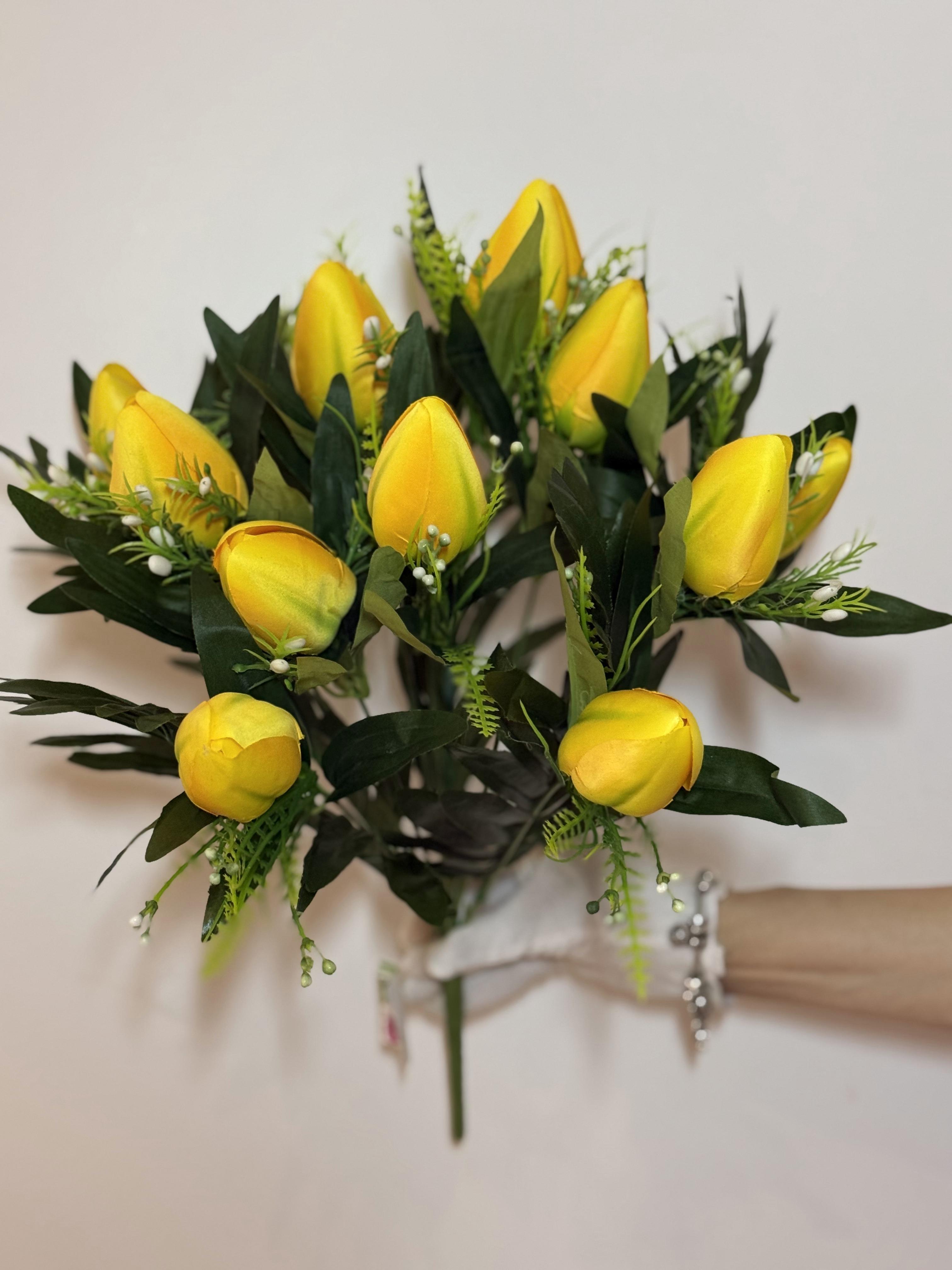 Штучний букет тюльпанів 12 голів 47 см - фото 1