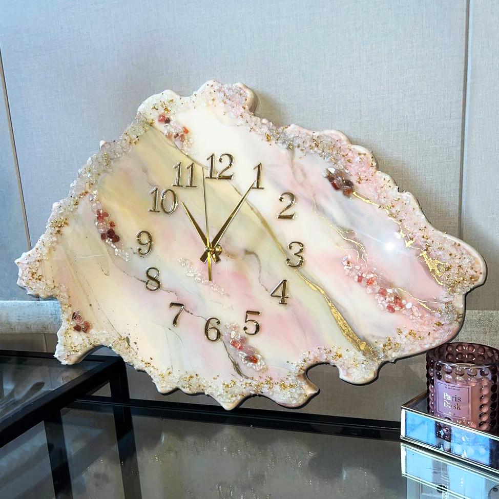 Часы настенные фигурные из эпоксидной смолы Срез камня 60х50 см