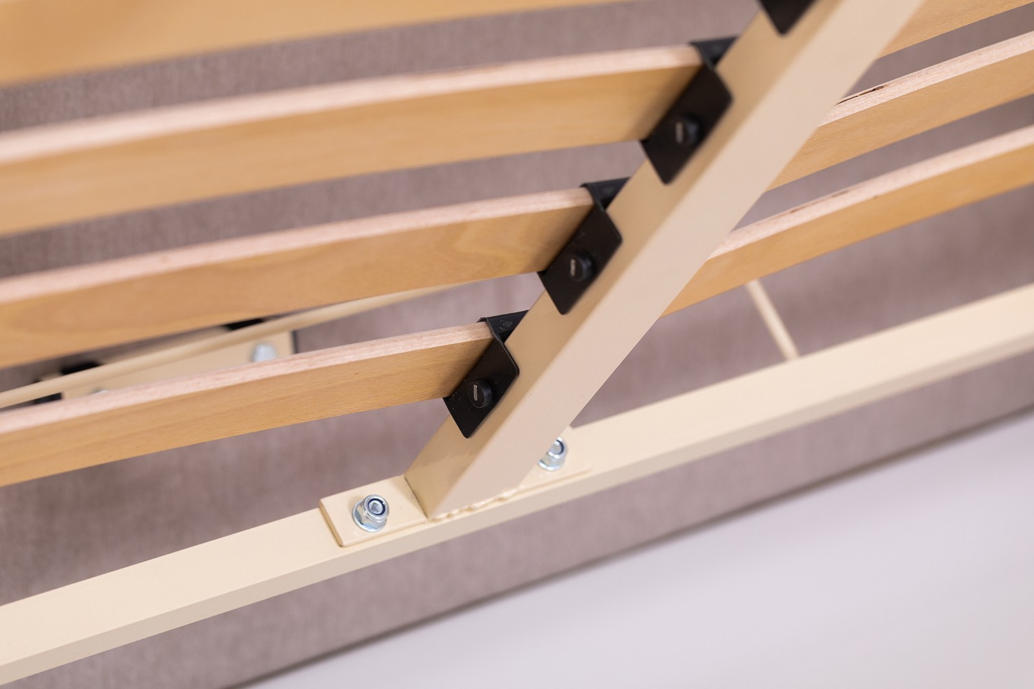 Кровать Двуспальная Chester New Comfort 180 х 200 см Fly 2213 С подъемным механизмом и нишей для белья Светло-коричневый - фото 8 Кровать Двуспальная Chester New Comfort 180 х 200 см Fly 2213 С подъемным механизмом и нишей для белья Светло-коричневый - фото 8