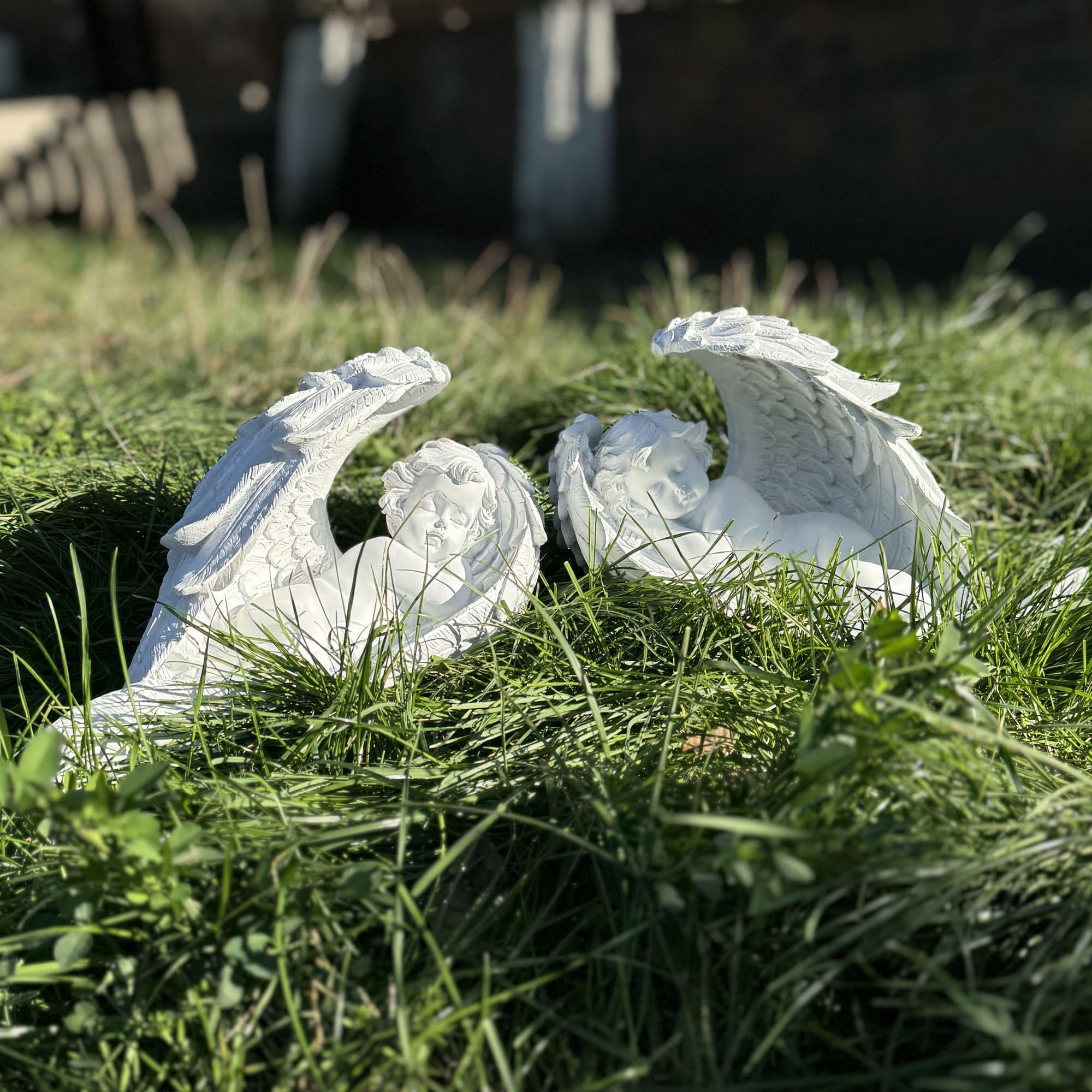 Комплект садових фігур Пара лежачих янголів на крилі (22093810) - фото 2 Комплект садових фігур Пара лежачих янголів на крилі (22093810) - фото 2