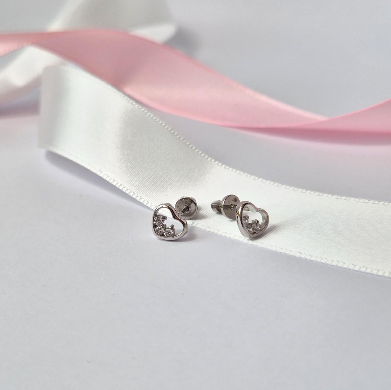 Серьги гвоздики на закрутках сердце серебро 925 пробы родированное 1,64 г (вс183/1рс)