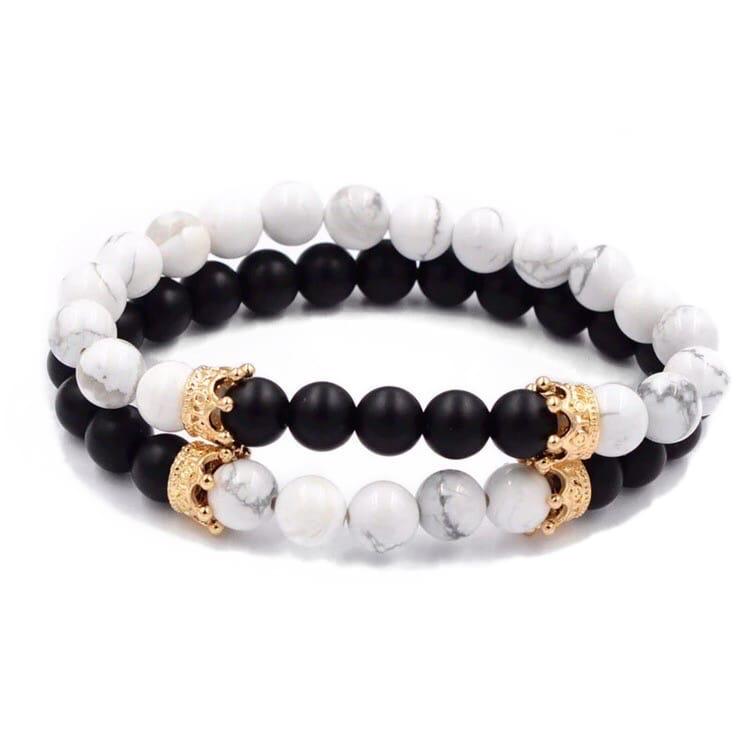 Браслети парні з кахолонгу та шунгіту з двома золотими коронами р. 14 (70022)