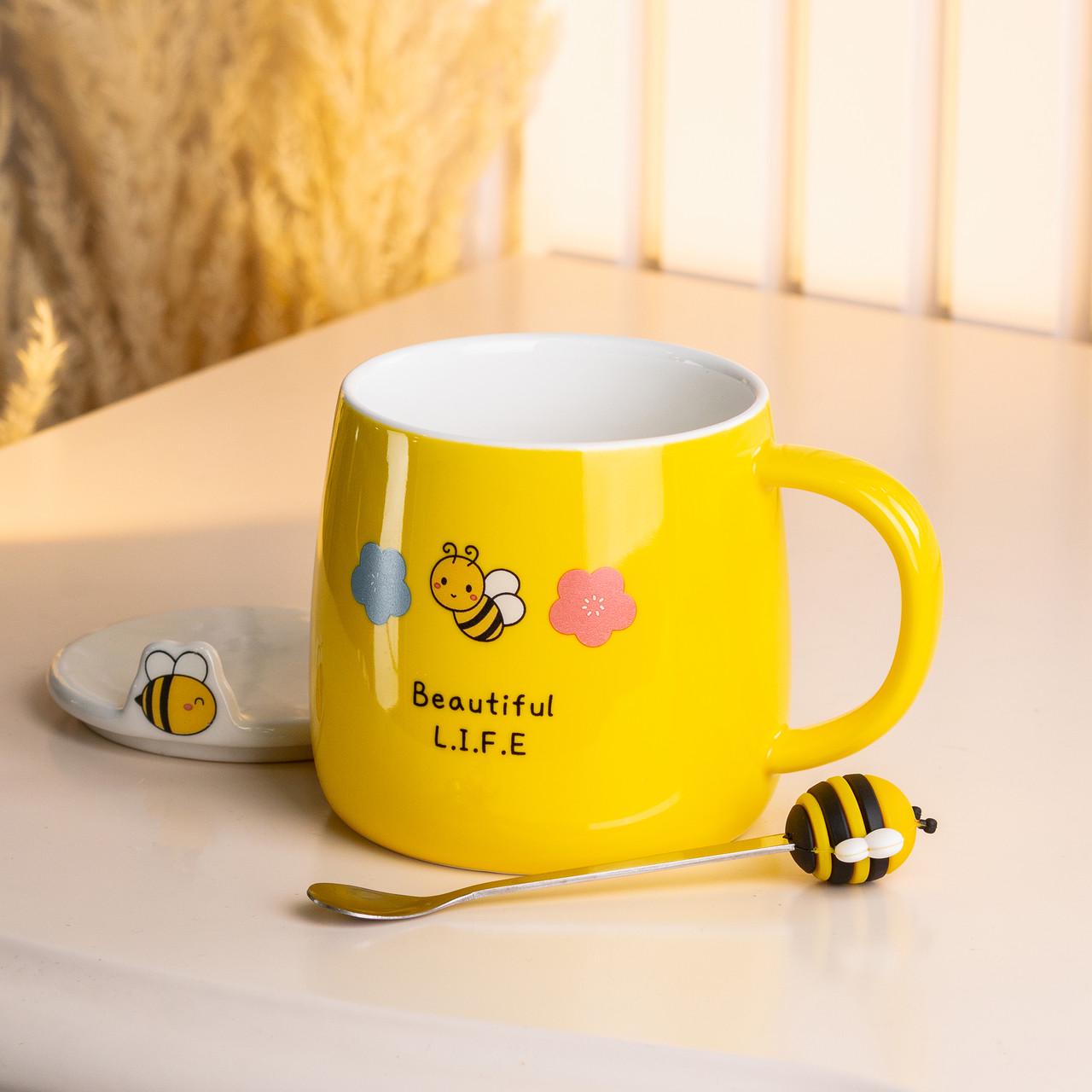 Чашка керамічна Bee beautiful life з кришкою та ложкою 450 мл (HP7199Y) - фото 2