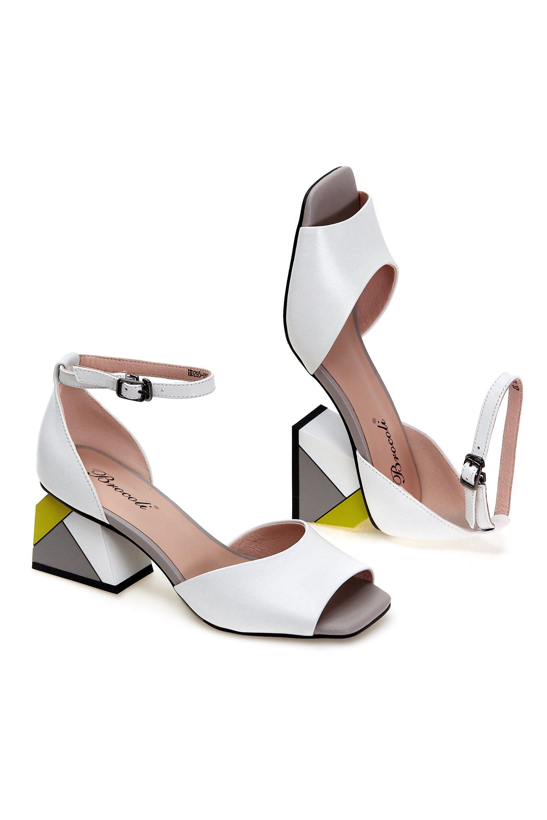 Босоножки Brocoly 00898 р. 35 Белый (10346116)