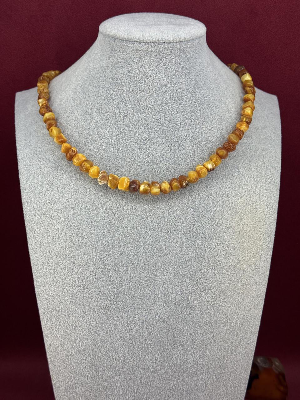 Бусы из янтаря лечебные 46 см (н-827)