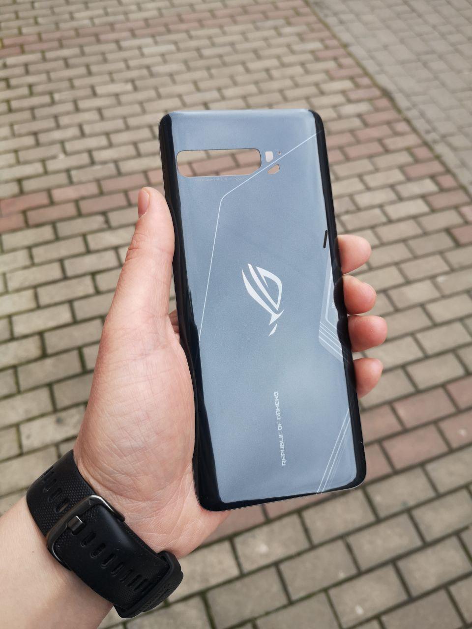 Кришка задня скляна для Asus ROG Phone 3 ZS661KS/ZS661KL/i001DD зі склом камери Black (22736353) - фото 3