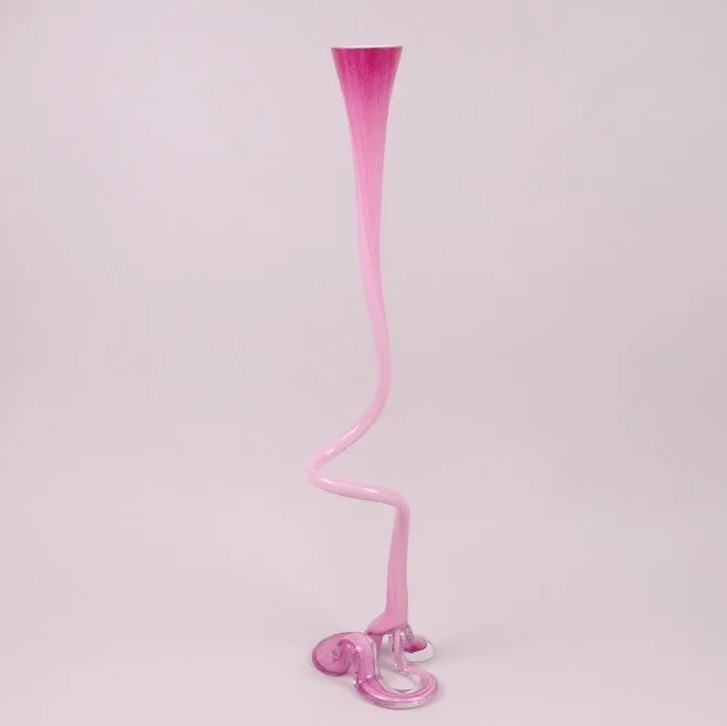 Ваза стеклянная фигурная Flora 80 см Розовый (8205) Ваза стеклянная фигурная Flora 80 см Розовый (8205)