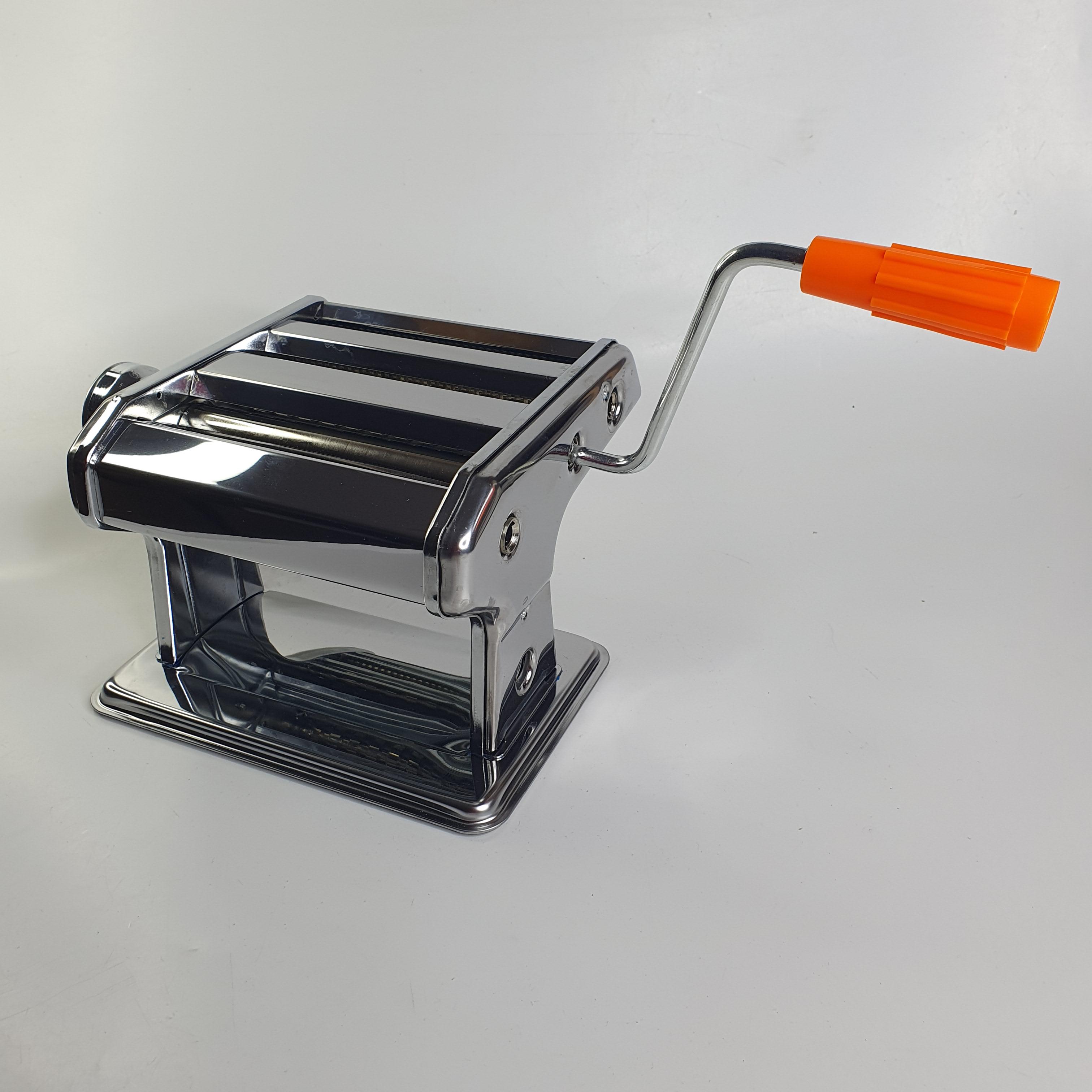 Машинка для приготування локшини Empire механічна з функцією розкачування тіста з нержавіючої сталі (LPT-7630) - фото 9 Машинка для приготування локшини Empire механічна з функцією розкачування тіста з нержавіючої сталі (LPT-7630) - фото 9