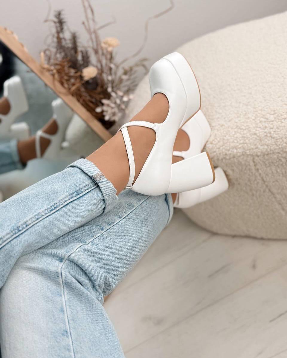 Туфлі з ремінцем Loretta на підборах та платформі р. 40 25,5 см Білий (10440-40) - фото 7 Туфлі з ремінцем Loretta на підборах та платформі р. 40 25,5 см Білий (10440-40) - фото 7