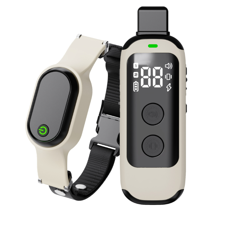 Ошейник дрессировочный PatPet 681 с пультом управления/водонепроницаемый Ошейник дрессировочный PatPet 681 с пультом управления/водонепроницаемый