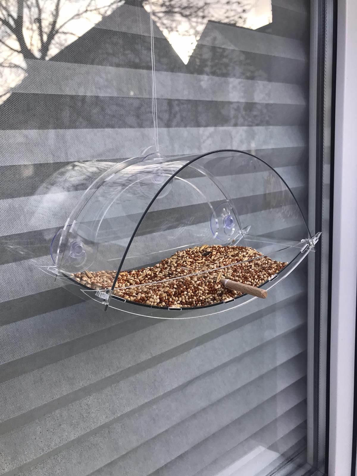 Кормушка на окно ТРЕСТ на присосках Прозрачный (0002123) - фото 5 Кормушка на окно ТРЕСТ на присосках Прозрачный (0002123) - фото 5